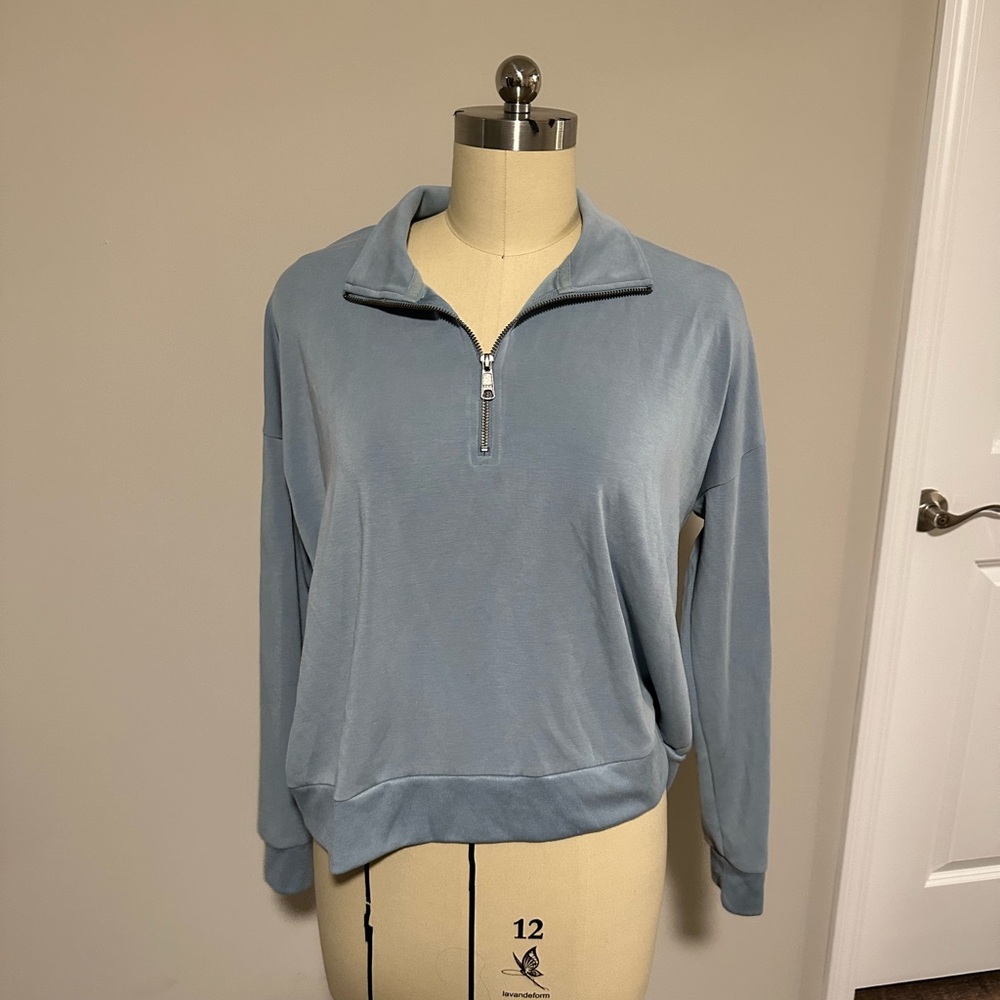 Natural Reflections Women's Light Blue Quarter-Zip Sweatshirt